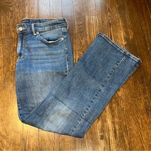 Lucky Brand Classic Blue Jeans